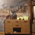 Apartment Lechufer, 80m2, Haushaelfte Mit Privatem Eingang, Kaminofen, Terrasse, Garten *