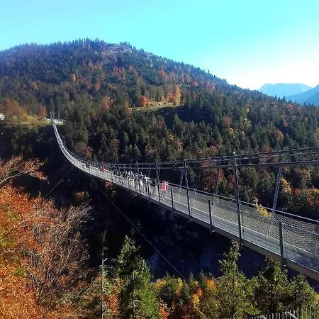 Apartamento Lechufer, 80m2, Haushaelfte Mit Privatem Eingang, Kaminofen, Terrasse, Garten *