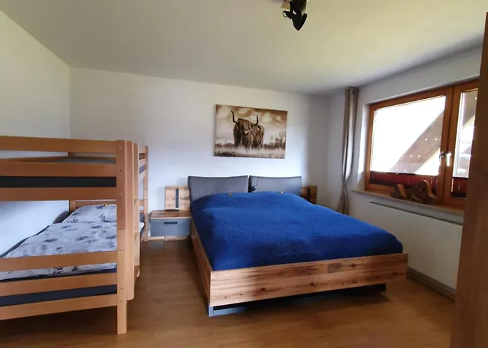 Lechufer, 80m2, Haushaelfte Mit Privatem Eingang, Kaminofen, Terrasse, Garten 公寓