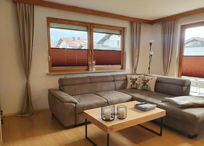 Lechufer, 80m2, Haushaelfte Mit Privatem Eingang, Kaminofen, Terrasse, Garten 平斯旺