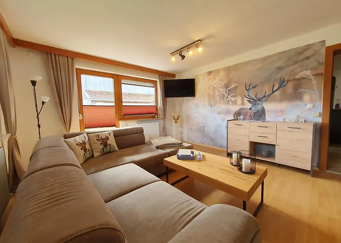 Lechufer, 80m2, Haushaelfte Mit Privatem Eingang, Kaminofen, Terrasse, Garten 公寓 *