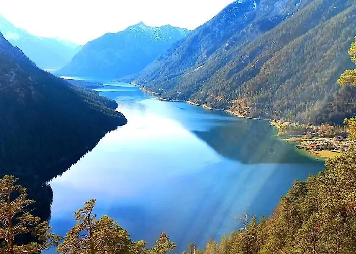 Lechufer, 80m2, Haushaelfte Mit Privatem Eingang, Kaminofen, Terrasse, Garten * ピンスヴァング