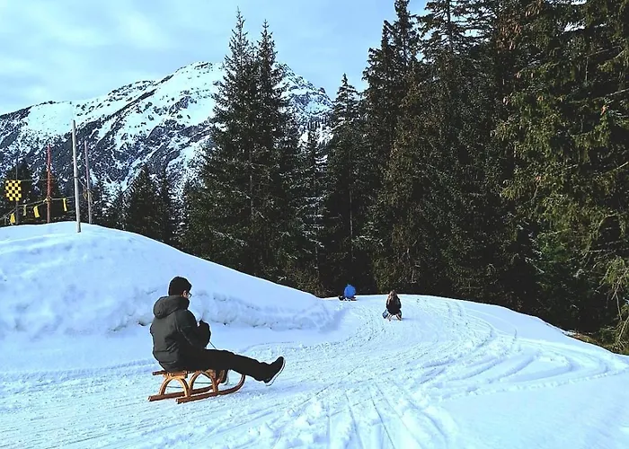 アパート Lechufer, 80m2, Haushaelfte Mit Privatem Eingang, Kaminofen, Terrasse, Garten *